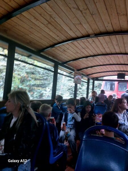 екскурсія Скелі Довбуша