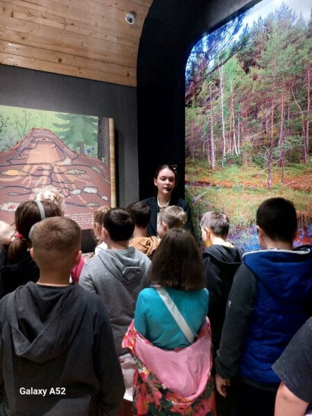 екскурсія Скелі Довбуша