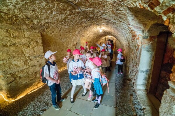 екскурсія підземелля Львова для дітей