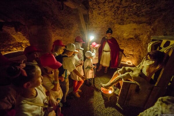 екскурсія підземелля Львова для дітей