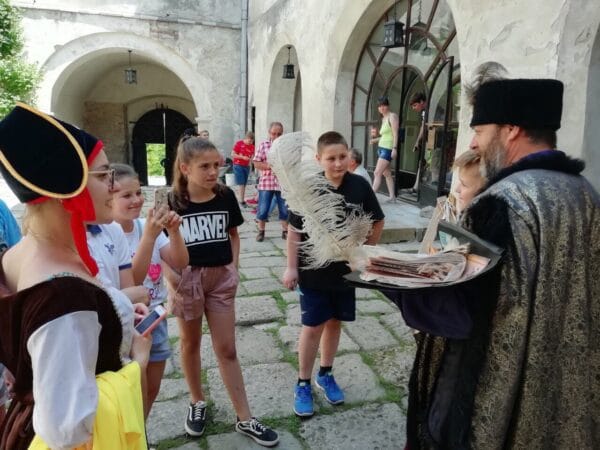 екскурсія-квест Замки Львівщини