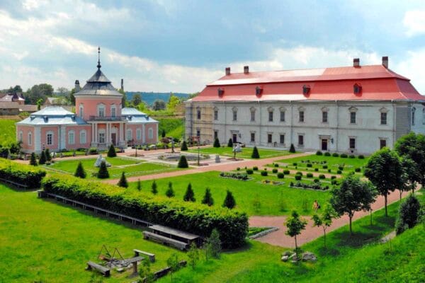 екскурсія замками львівщини