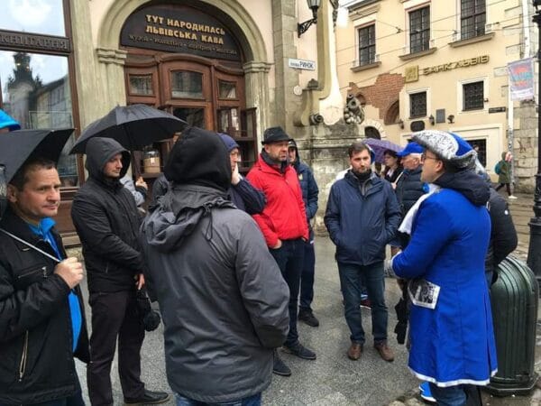 екскурсія дахами Львова